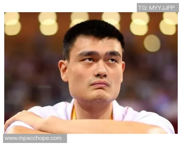 姚明为何选择不申请绿卡背后的故事与思考