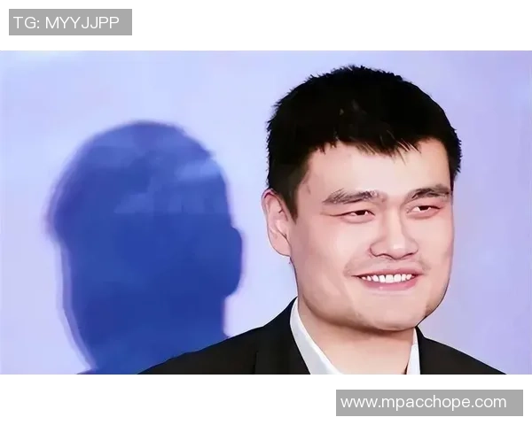 当篮球遇上巨人撞姚明鼻子的那一刻引发的思考与感悟