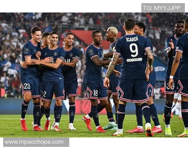 足总杯惊现冷门巴黎圣日耳曼与热刺激战成平局补时进球引爆全场 足总杯惊现冷门巴黎圣日耳曼与热刺激战成平局补时进球引爆全场