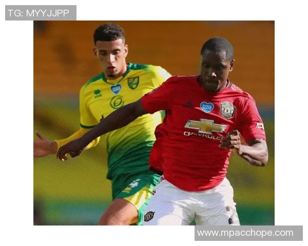 中超激战曼联与波尔图平局红牌争议引发全场热议与战术分析