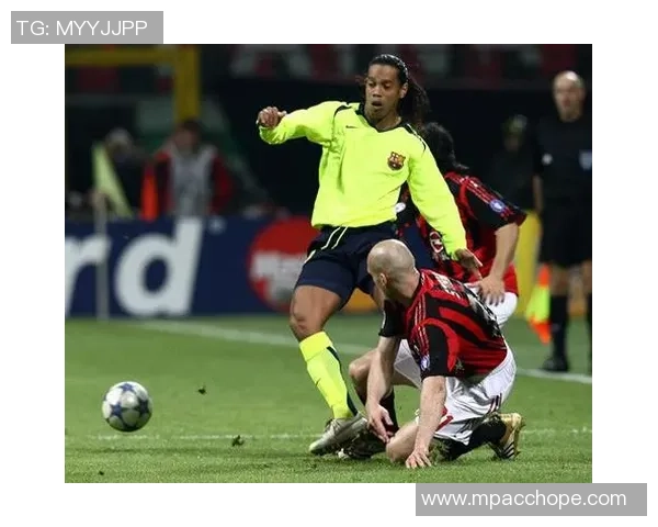 英超激战AC米兰5-0大胜巴萨争议判罚引发全场热议 英超激战AC米兰5-0大胜巴萨争议判罚引发全场热议