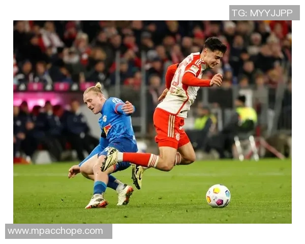 德甲激战:AC米兰大胜莱比锡引发争议判罚全场沸腾 德甲激战:AC米兰大胜莱比锡引发争议判罚全场沸腾