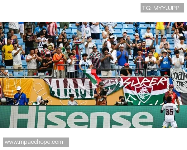 欧冠焦点战国米与那不勒斯互交白卷神扑瞬间成比赛亮点与转会传闻交织